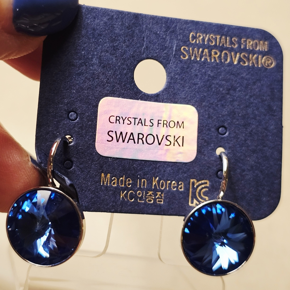 NWT! Swarovski Element Royal Blue Crystal  Earrings 13mm. Leverback‎ Sparkling